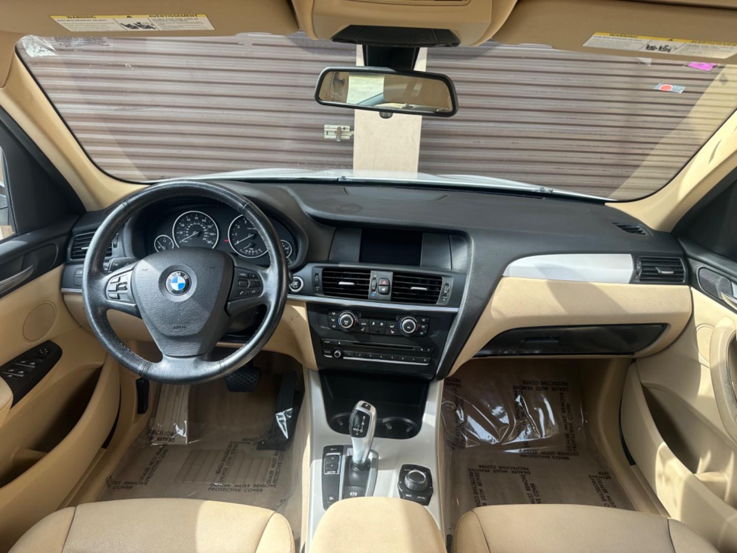 2013 WHITE /Tan BMW X3 xDrive28i (5UXWX9C54D0) with an 3.0L L6 DOHC 24V engine, 8-Speed Automatic transmission, located at 30 S. Berkeley Avenue, Pasadena, CA, 91107, (626) 248-7567, 34.145447, -118.109398 - Photo#20